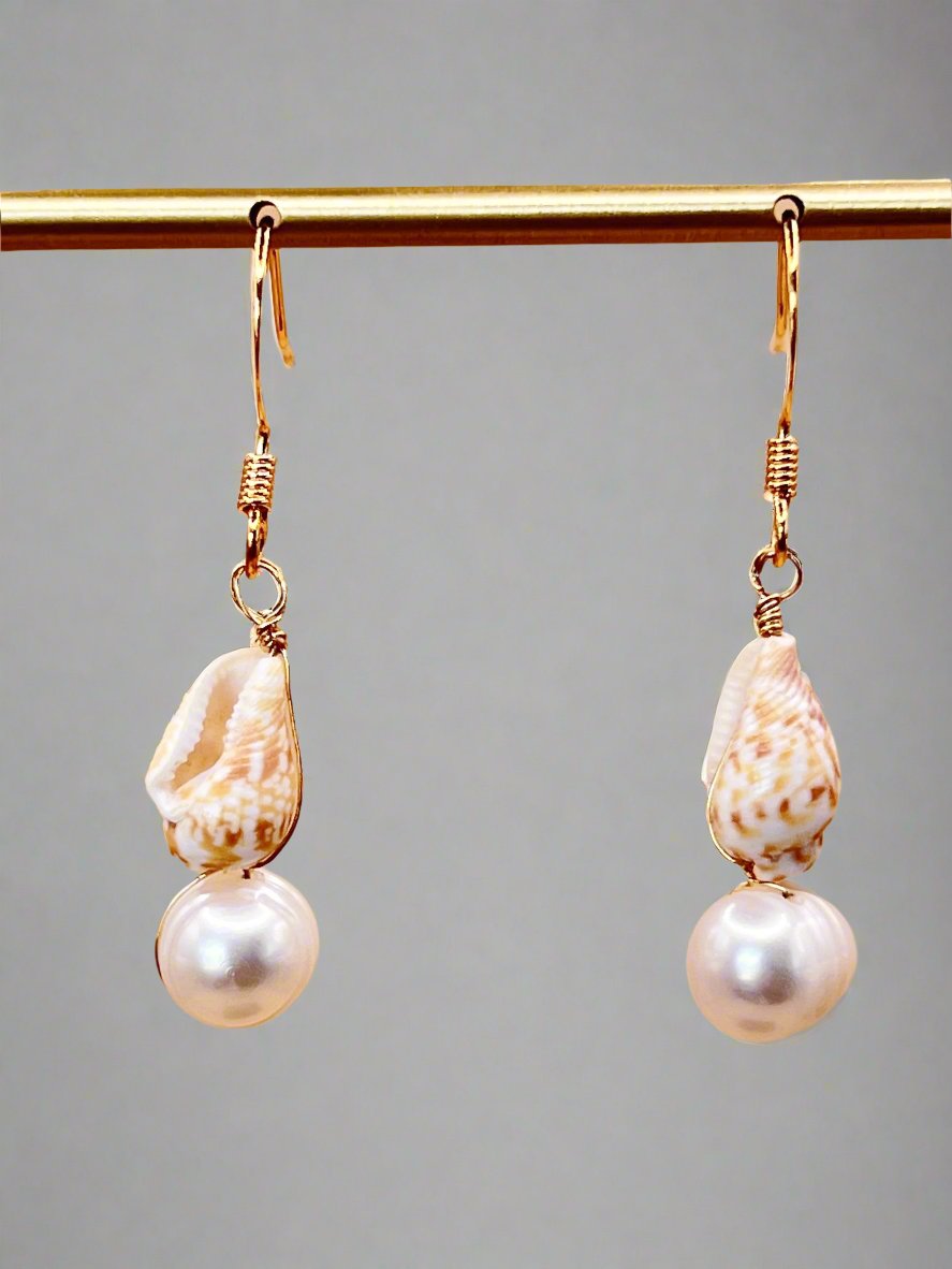 Natural seashell ocean earrings gold, mermaid jewelry, freshwater pearl dangle earrings, Sea, Ocean, Cute, Fun, Whimsical