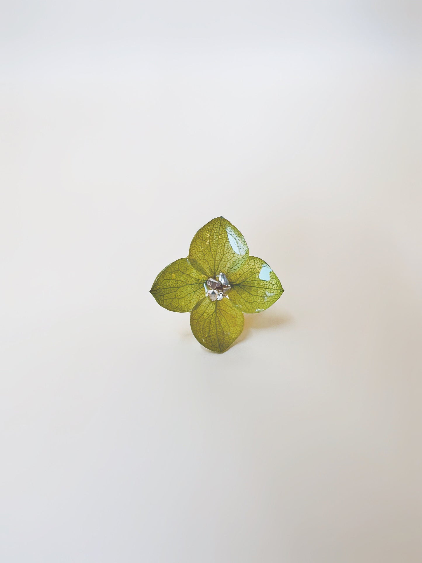 Real flower ring, adjustable floral ring in gold, botanical resin jewelry, nature statement ring, anniversary gift