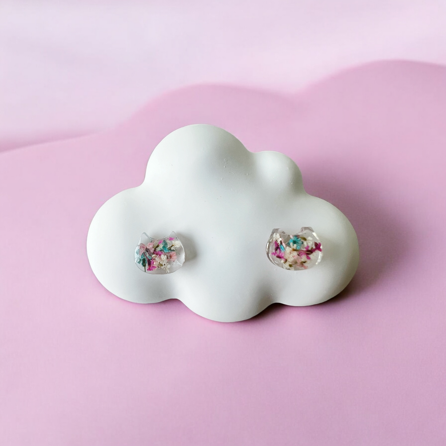 🐱Mini Garden Cat Studs with Real Flowers