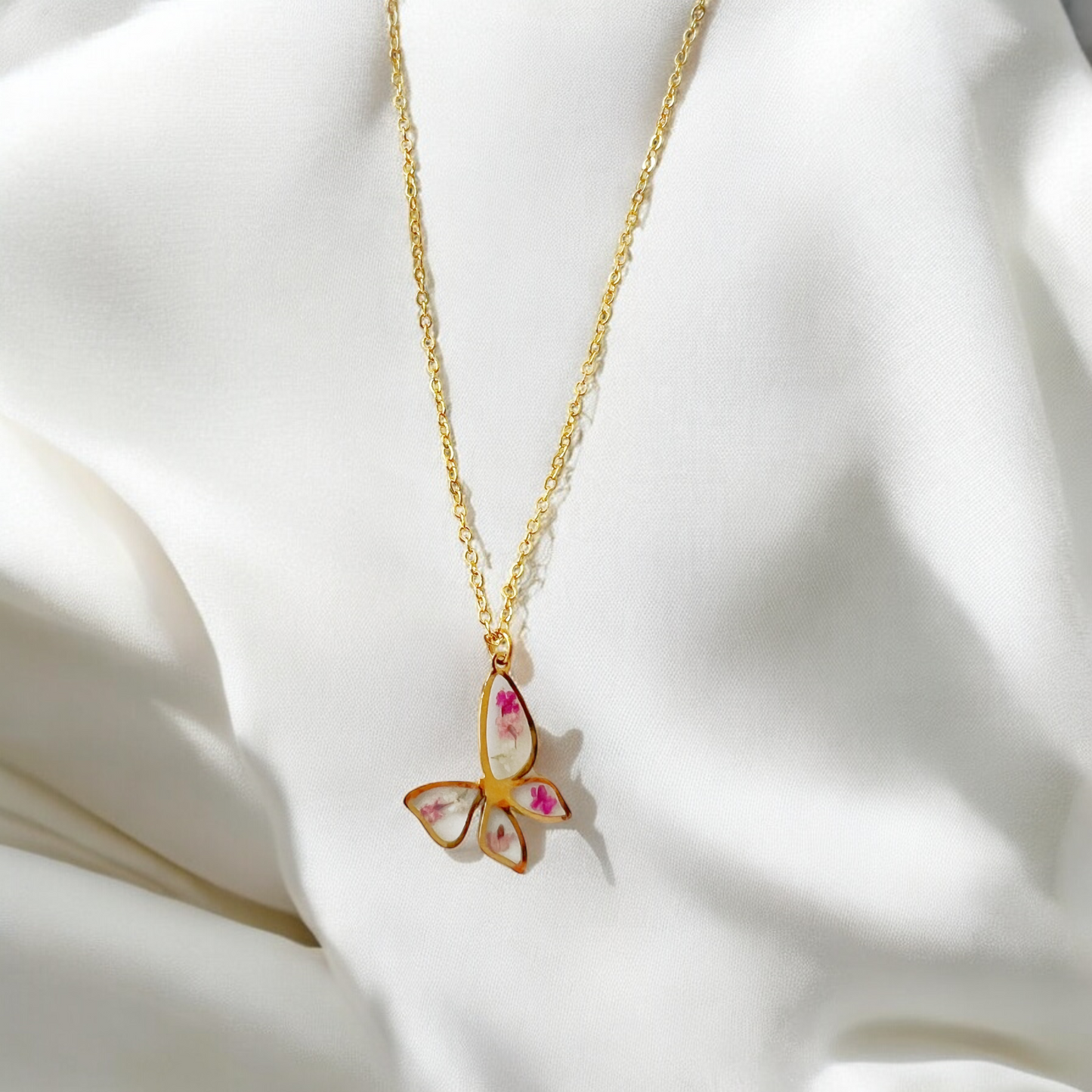 Real Flower Butterly Necklace